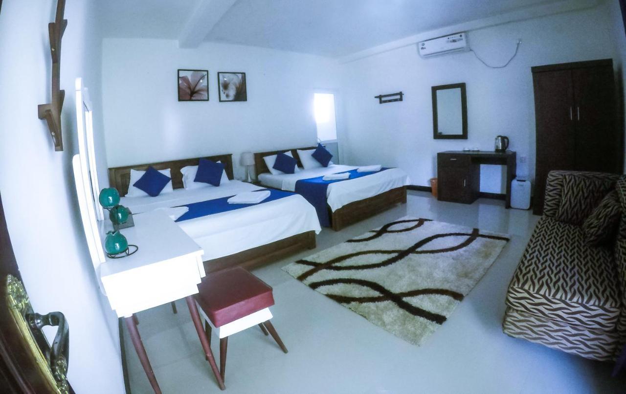 Mirissa Blue Whale Holiday Hotel Esterno foto