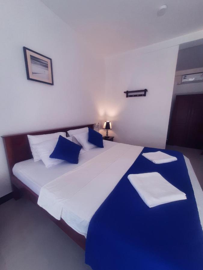 Mirissa Blue Whale Holiday Hotel Esterno foto