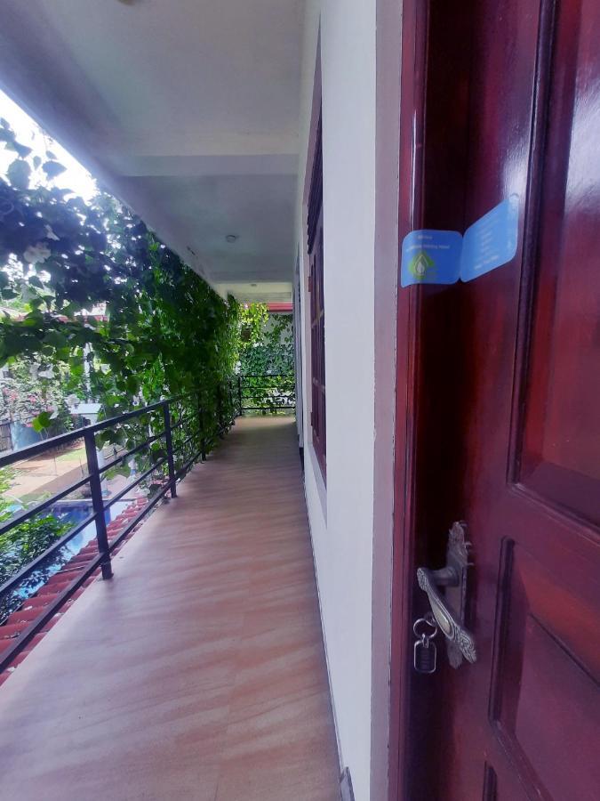 Mirissa Blue Whale Holiday Hotel Esterno foto